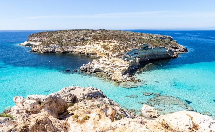 isola dei conigli lampedusa sicilia